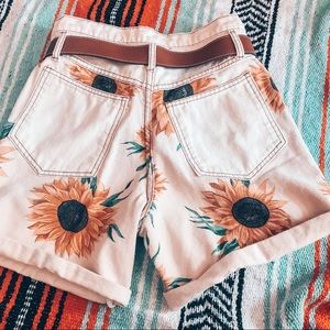 Vintage Sunflower Printed High Waisted Shorts